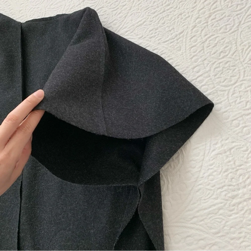 Eileen Fisher excellent loads